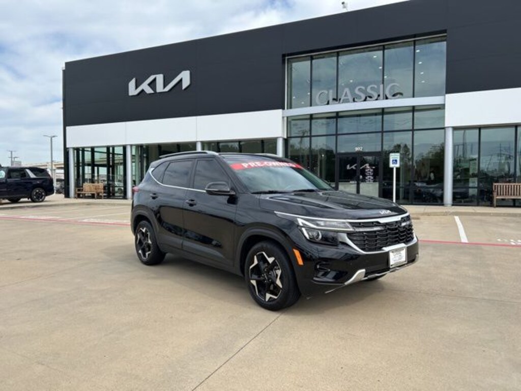 Used 2024 Kia Seltos EX SUV