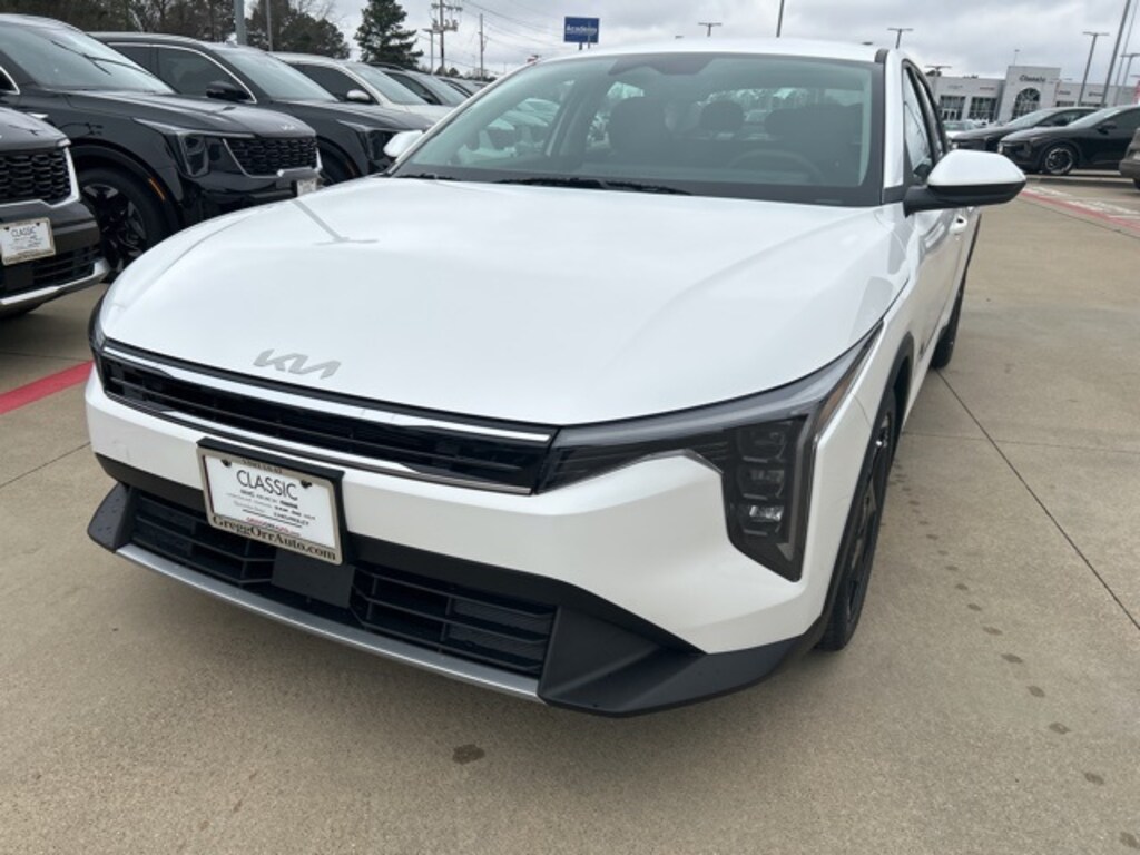 New 2026 Kia K4 EX Sedan