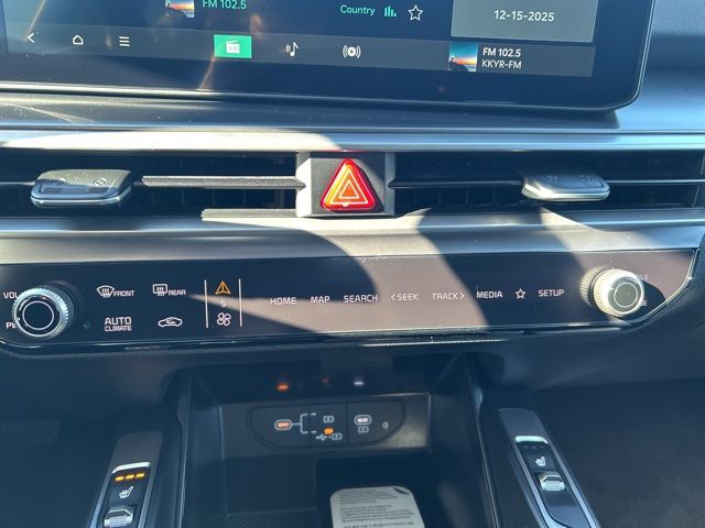 2026 Kia Sorento S - Photo 25