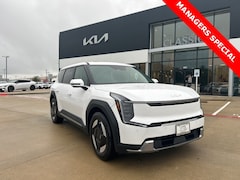 2026 Kia EV9 Light Long Range SUV