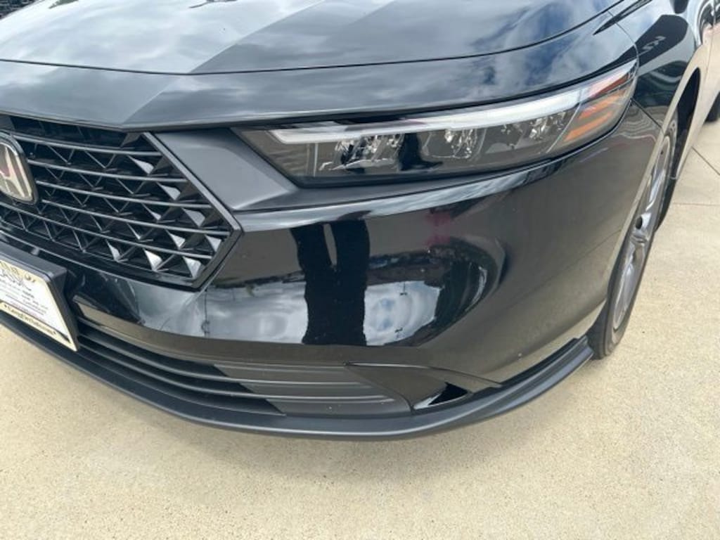 Used 2024 Honda Accord EX Sedan