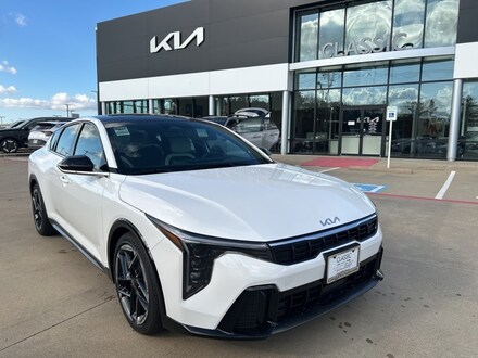 2025 Kia K4 GT-Line Sedan