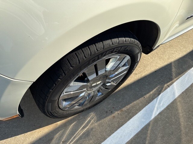 2008 Lincoln MKX Base photo 2
