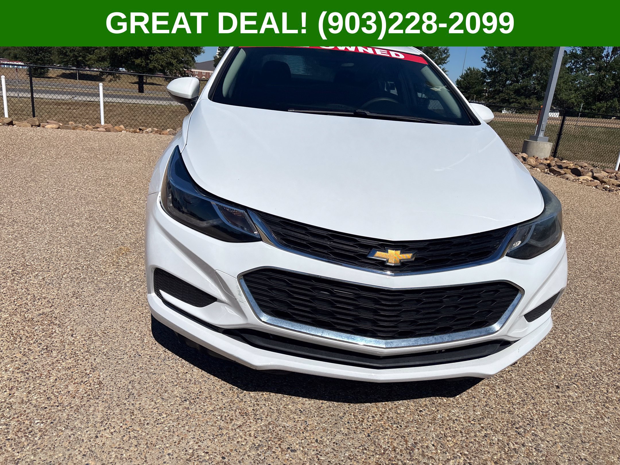 Used 2018 Chevrolet Cruze LT with VIN 1G1BE5SM5J7113872 for sale in Texarkana, TX