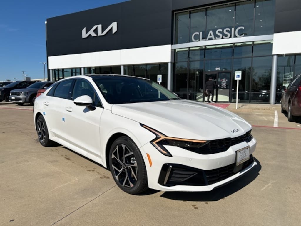 New 2026 Kia K5 EX Sedan