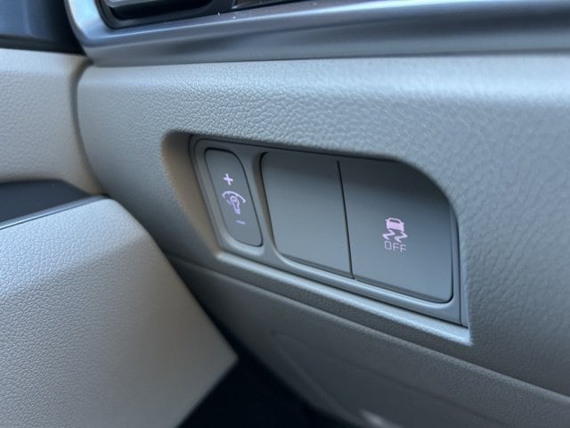 2026 Kia Sorento S - Photo 18