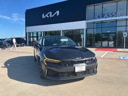 2025 Kia K5 EX Sedan