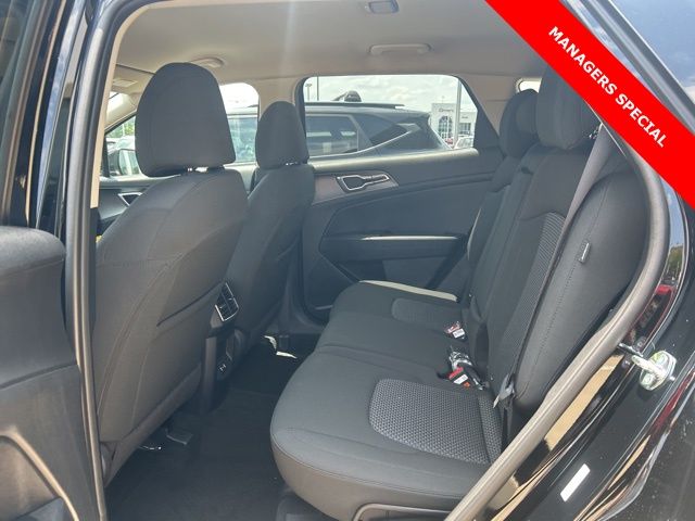 2026 Kia Sportage LX - Photo 13