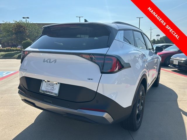 2026 Kia Sportage EX - Photo 9