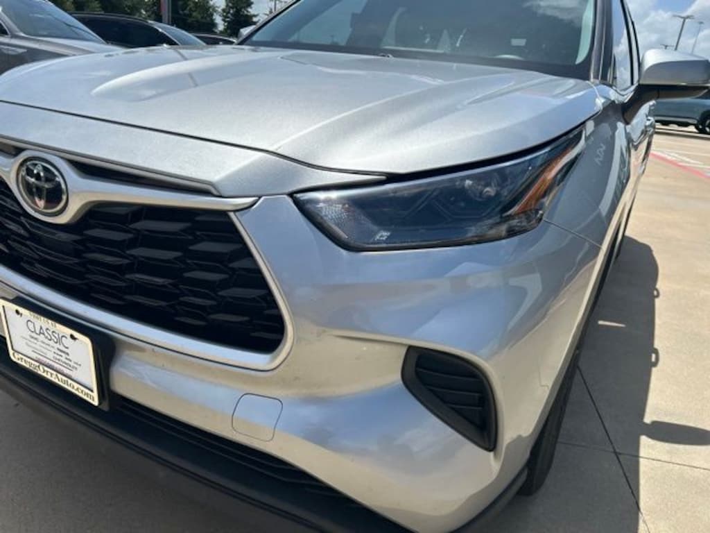 Used 2022 Toyota Highlander L SUV