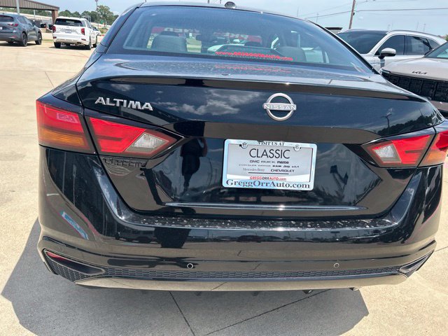 2025 Nissan Altima SV - Photo 7