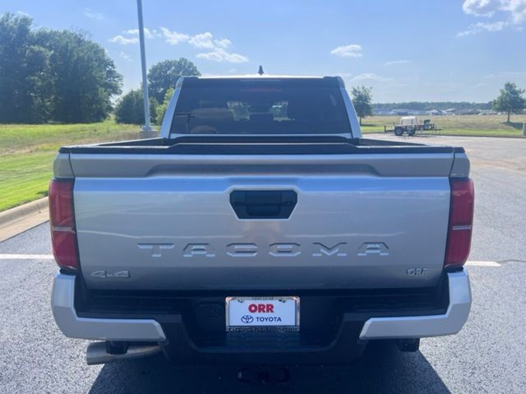 Used 2025 Toyota Tacoma SR5 Truck Double Cab