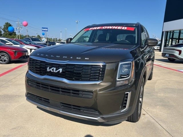 2022 Kia Telluride S photo 2