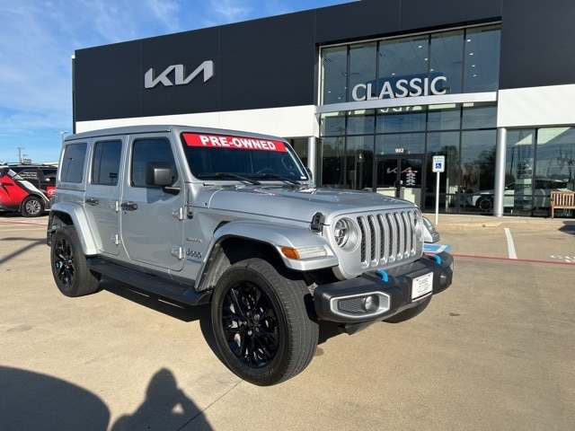 2022 Jeep Wrangler Sahara's photo