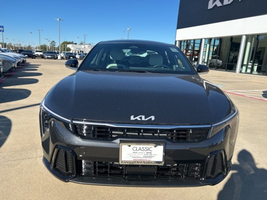 New 2025 Kia K4 GT-Line Sedan