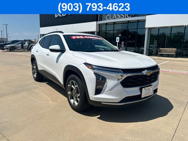 Pre-Owned 2024 Chevrolet Trax LT