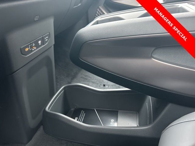 2026 Kia EV9 Light L/R - Photo 34