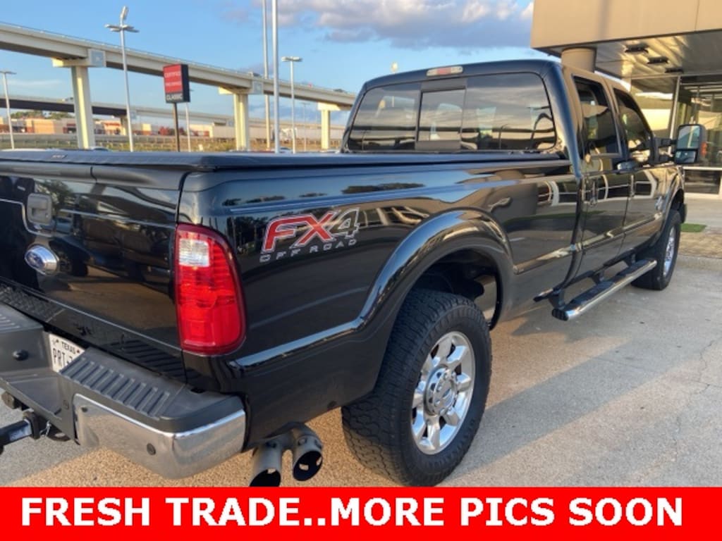 Used 2016 Ford F-250SD Lariat Truck