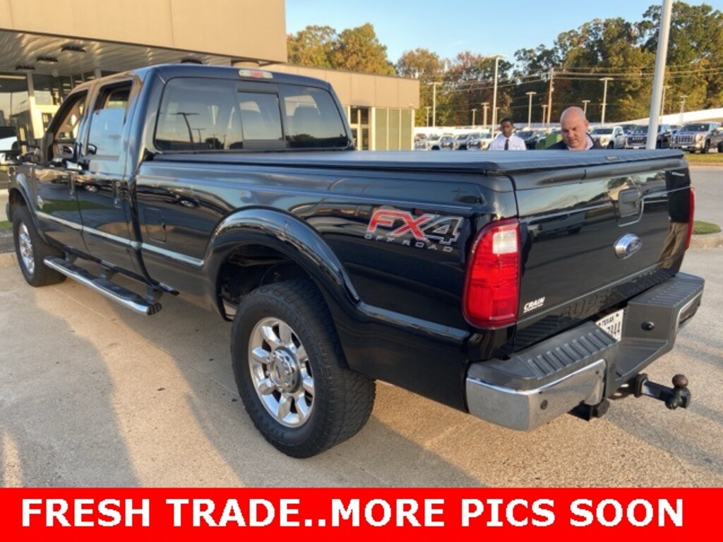 Used 2016 Ford F-250SD Lariat Truck
