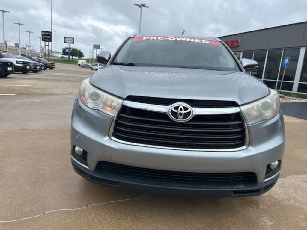 Used 2016 Toyota Highlander XLE V6 SUV