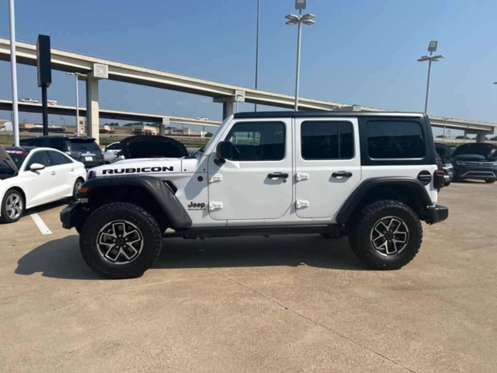 Used 2024 Jeep Wrangler Rubicon SUV