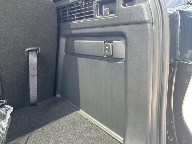2026 Mazda CX-90 Select Package - Photo 10