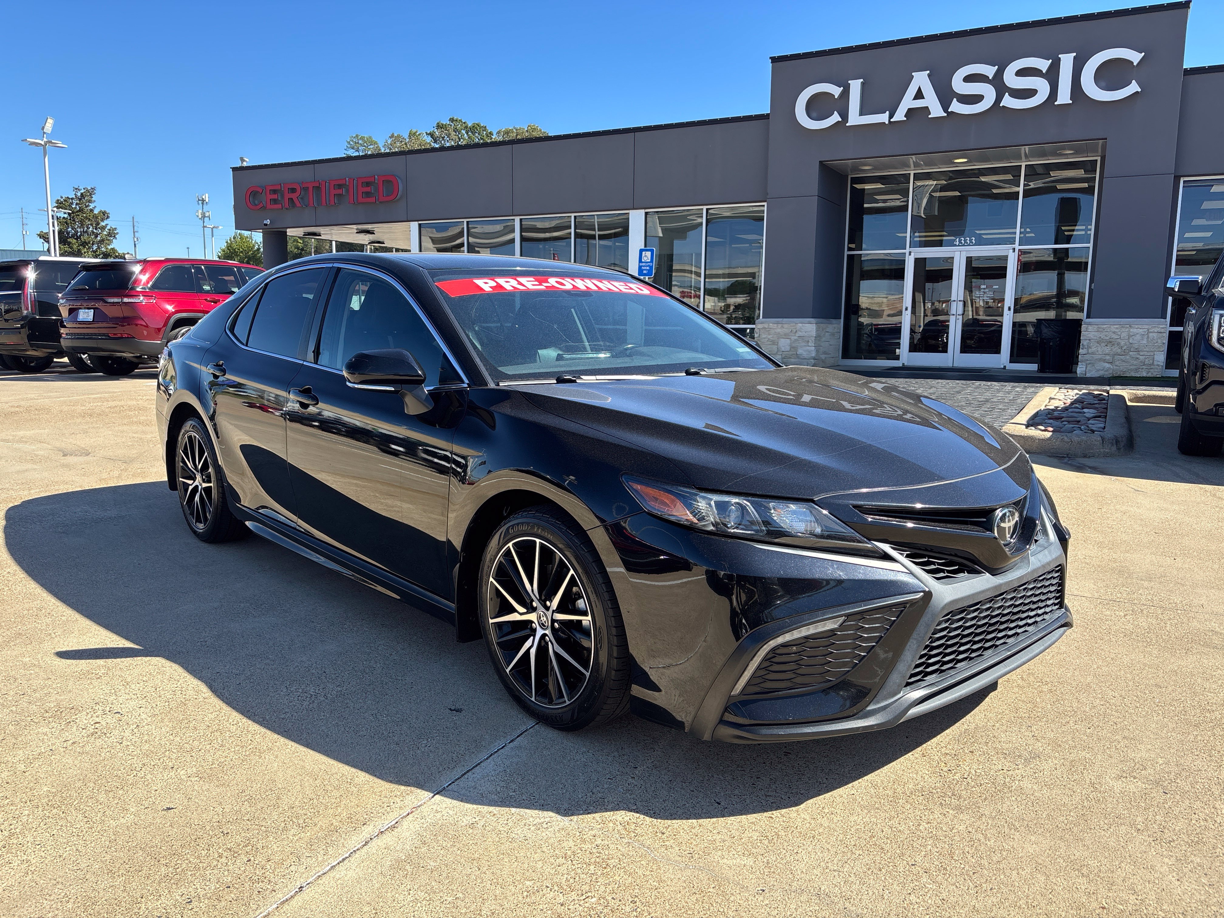 2022 Toyota Camry SE