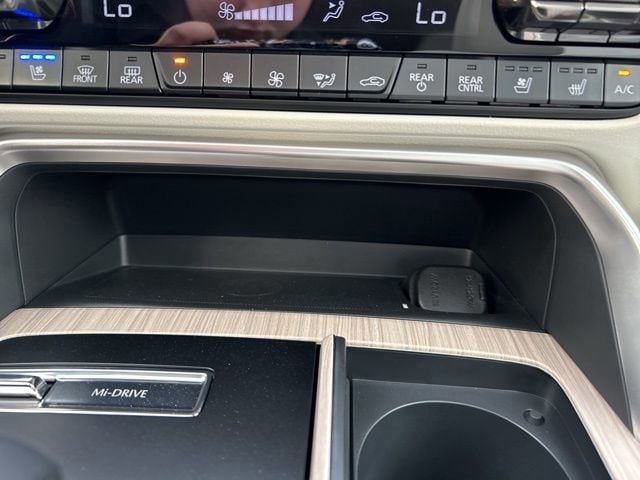 2026 Mazda CX-90 Premium Plus Package - Photo 32