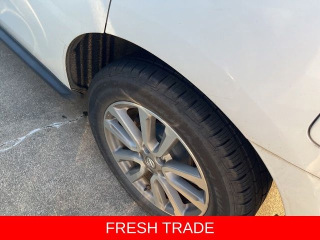 Used 2014 Nissan Pathfinder SV SUV