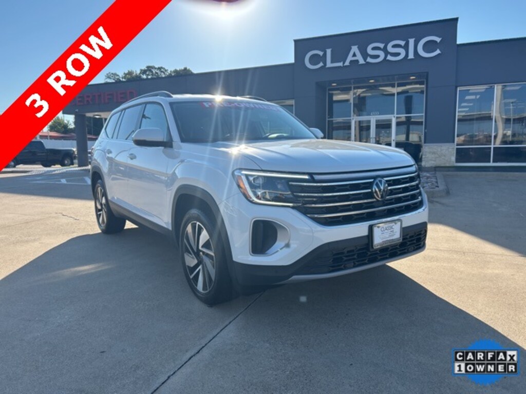 Used 2024 Volkswagen Atlas 2.0T SE w/Technology SUV