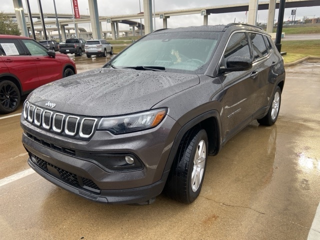 2022 Jeep Compass Latitude's photo