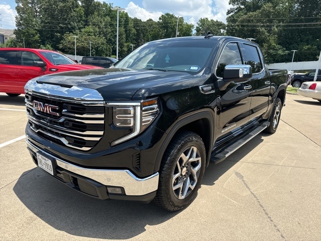 Used 2024 GMC Sierra 1500 SLT with VIN 3GTUUDEDXRG145127 for sale in Texarkana, TX