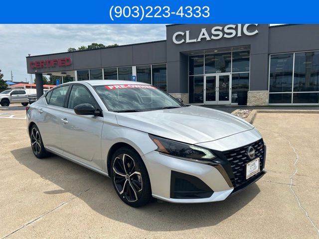 Used 2024 Nissan Altima 2.5 SR