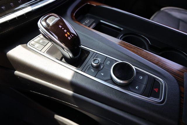 2021 Cadillac Escalade Premium Luxury - Photo 25