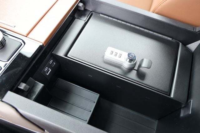 2026 Toyota Tundra 1794 Edition - Photo 24