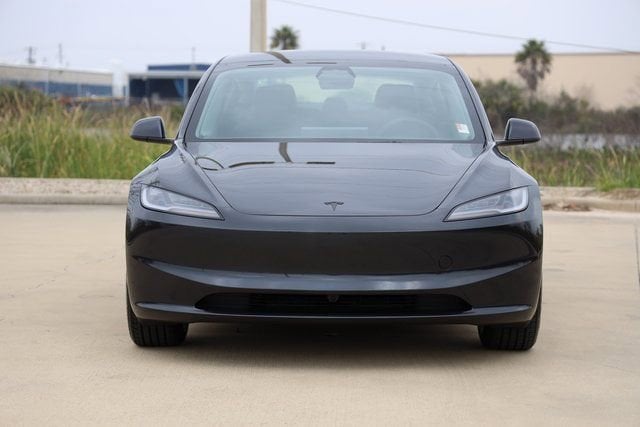 Used 2025 Tesla Model 3 Long Range with VIN 5YJ3E1EA6SF122985 for sale in Galveston, TX