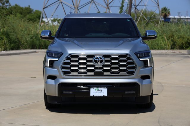 2025 Toyota Sequoia SR5 photo 2