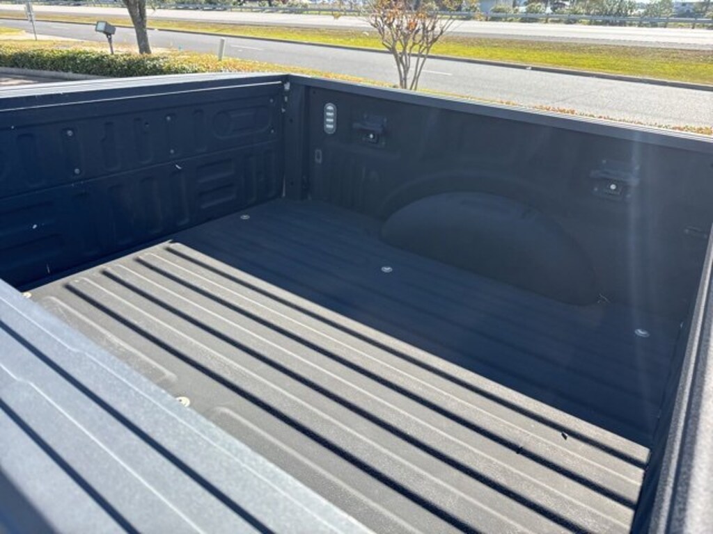 Used 2017 Ford F-150 XLT Truck