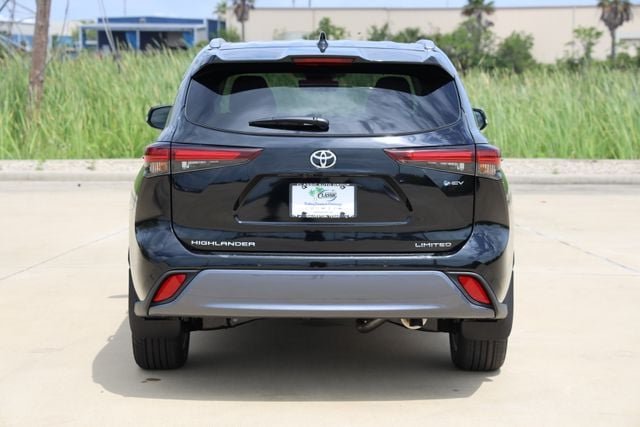 2026 Toyota Highlander Limited - Photo 7