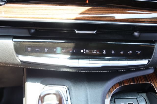 2021 Cadillac Escalade Premium Luxury - Photo 23
