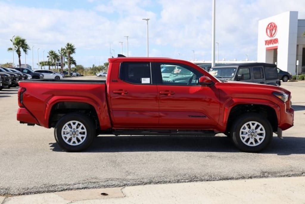 New 2025 Toyota Tacoma SR5 4X2 DOUBLE CAB
