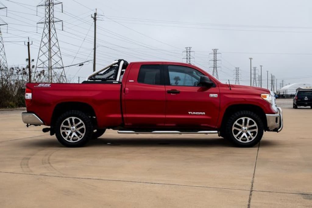 Certified 2017 Toyota Tundra SR5 Truck