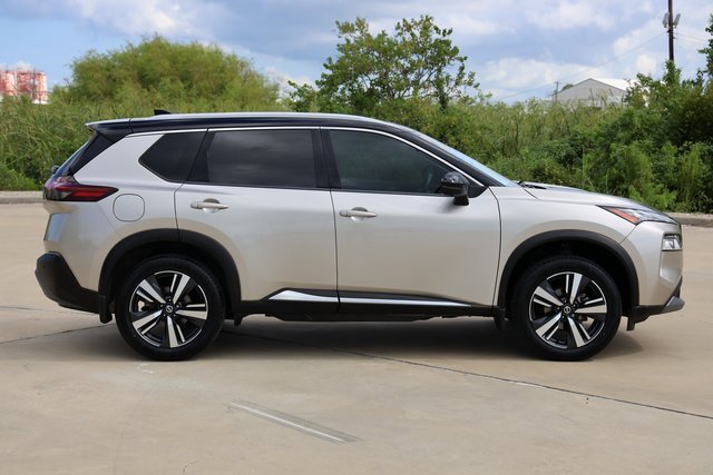 2021 Nissan Rogue SL photo 4