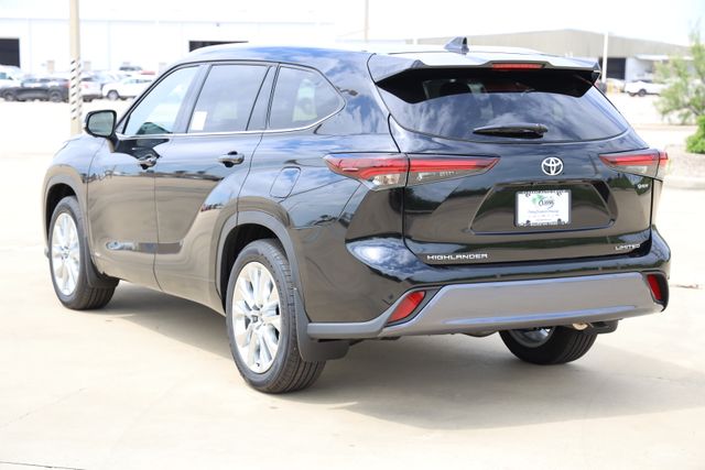 2026 Toyota Highlander Limited - Photo 6