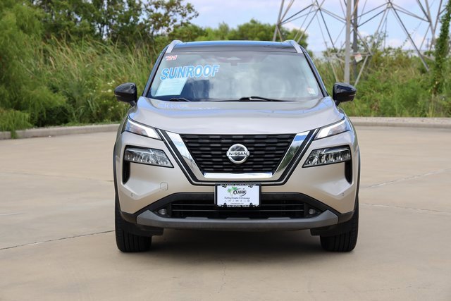 2021 Nissan Rogue SL photo 2