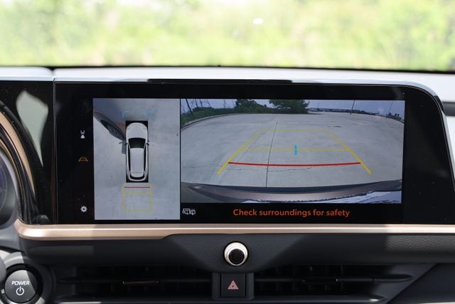 2026 Toyota Crown Signia Limited - Photo 20
