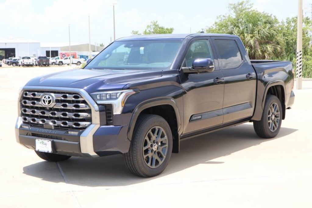 New 2024 Toyota Tundra Platinum For Sale in Galveston, TX VIN