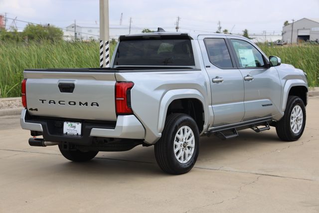 2026 Toyota Tacoma SR5 - Photo 8