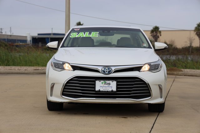 Certified 2017 Toyota Avalon XLE Premium with VIN 4T1BD1EB1HU058468 for sale in Galveston, TX
