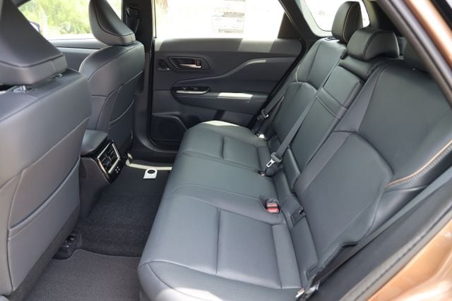 2026 Toyota Crown Signia Limited - Photo 13